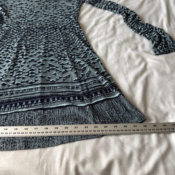 BCBGMaxazria Long Sleeve Aztec Fit & Flare Knit Dress Multicolor Small Midi‎ - Picture 15 of 16